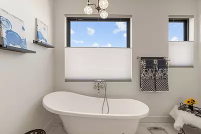 691 E Crew Ct, Washington, UT 84780 - Photo 32