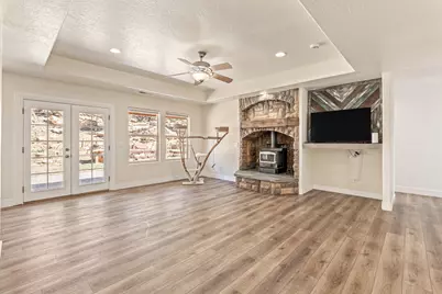 1892 N Golden Delicious Dr, Apple Valley, UT 84737 - Photo 16
