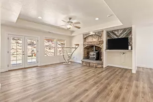 1892 N Golden Delicious Dr, Apple Valley, UT 84737 - Photo 16