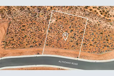 1543 N Altozano Rd, Washington, UT 84780 - Photo 2