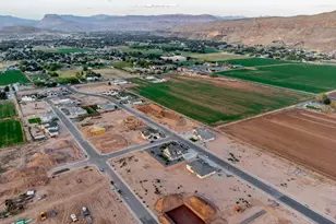 976 W 1920 S, Hurricane, UT 84737 - Photo 4
