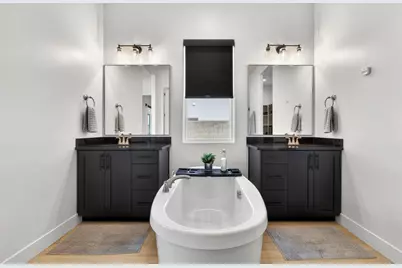 111 N Black Canyon Ave, Washington, UT 84780 - Photo 36