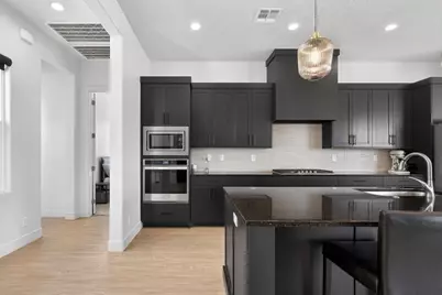 111 N Black Canyon Ave, Washington, UT 84780 - Photo 10