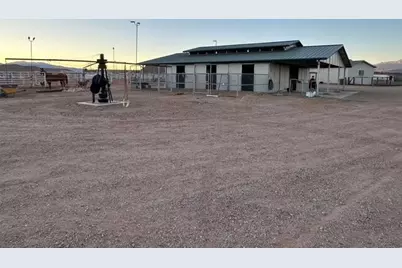 2821 S Little Valley Rd, Saint George, UT 84770 - Photo 26