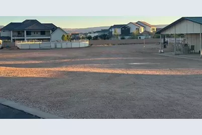 2821 S Little Valley Rd, Saint George, UT 84770 - Photo 8