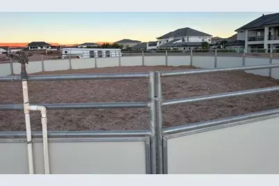 2821 S Little Valley Rd, Saint George, UT 84770 - Photo 24