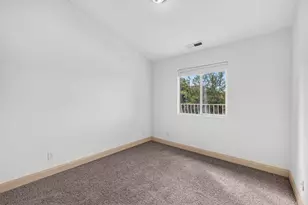 700 N Main St, Washington, UT 84780 - Photo 10
