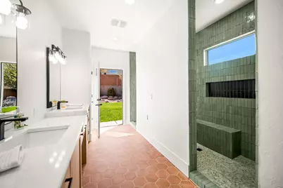 2251 S Coyote Lp, Washington, UT 84780 - Photo 38