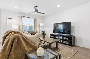 3329 E Big Bend Ln, Washington, UT 84780 - Photo 10