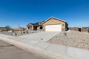 4199 N Tomahawk Dr, Enoch, UT 84721 - Photo 46