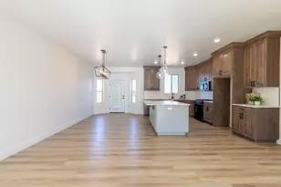 4199 N Tomahawk Dr, Enoch, UT 84721 - Photo 12