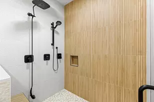 2221 S Angell Hts Dr, Hurricane, UT 84737 - Photo 16
