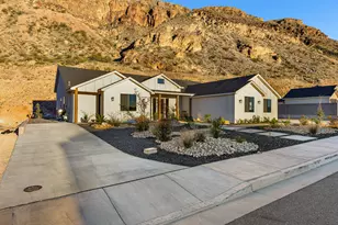 2221 S Angell Hts Dr, Hurricane, UT 84737 - Photo 36