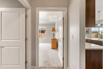 2204 W Courtyard Dr, Saint George, UT 84770 - Photo 26