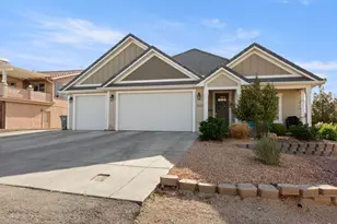 2282 S Pintura Dr, Saint George, UT 84790 - Photo 2