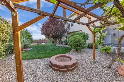 1052 N 1830 E Cir, Saint George, UT 84770 - Photo 40