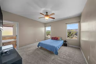 504 N Sugar Plumb Ln, Washington, UT 84780 - Photo 12