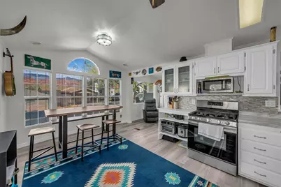 31 Redbluff Dr, Hurricane, UT 84737 - Photo 6