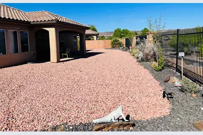 1602 E Sugar Plumb Ln, Washington, UT 84780 - Photo 34