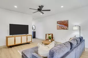 2420 Sage Dr, Santa Clara, UT 84765 - Photo 12