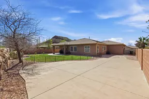 1935 S Great Basin Dr, Washington, UT 84780 - Photo 6