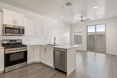 2347 E Luciano Ln, Saint George, UT 84790 - Photo 12
