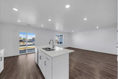 384 W 2050 N #33, Cedar City, UT 84721 - Photo 12