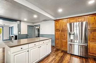 223 W 300 S St, Saint George, UT 84770 - Photo 14