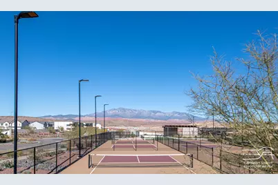 1583 S Star Springs Dr, Washington, UT 84780 - Photo 50