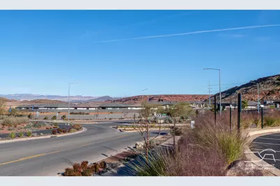 1583 S Star Springs Dr, Washington, UT 84780 - Photo 46