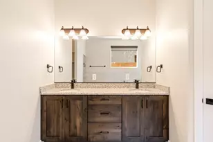 4745 N Cottontail Dr, Saint George, UT 84770 - Photo 40