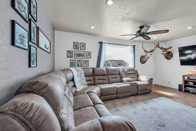 1901 Saddleback View Dr, Cedar City, UT 84721 - Photo 14