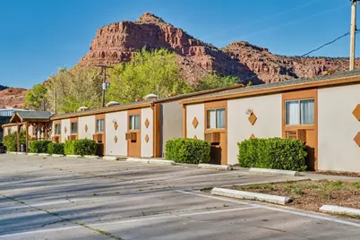 386 W 300 N, Kanab, UT 84741 - Photo 8