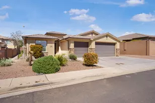 529 E Dry Springs Ln, Washington, UT 84780 - Photo 30