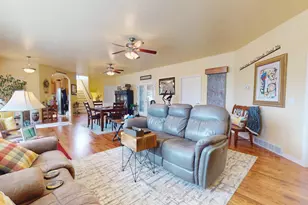 2269 W Crestview Cir, Cedar City, UT 84720 - Photo 8