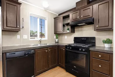 590 N State St #1, Hurricane, UT 84737 - Photo 6