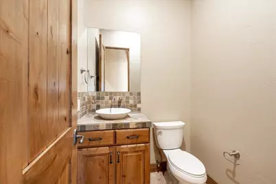 2169 N Gunsight Dr, Saint George, UT 84770 - Photo 10