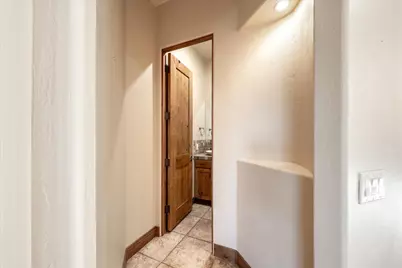 2169 N Gunsight Dr, Saint George, UT 84770 - Photo 8