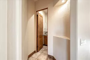 2169 N Gunsight Dr, Saint George, UT 84770 - Photo 8