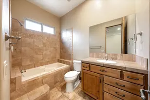 2169 N Gunsight Dr, Saint George, UT 84770 - Photo 46