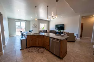 1930 North Creekside Court, Washington, UT 84780 - Photo 8