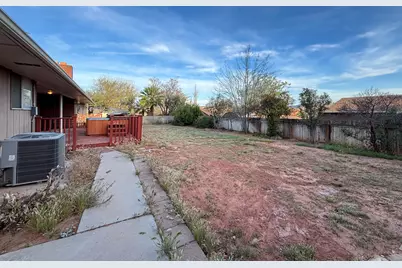 1153 Junipero Serra Dr, Saint George, UT 84790 - Photo 40