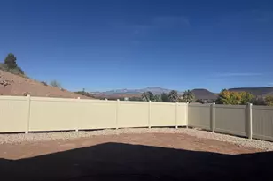 1704 W 680 S, Saint George, UT 84770 - Photo 4