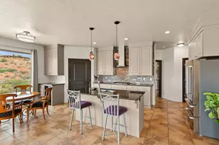 1063 N 2050 E, Saint George, UT 84770 - Photo 10