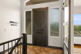 1063 N 2050 E, Saint George, UT 84770 - Photo 2