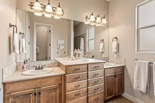 881 W S Links Dr, Washington, UT 84780 - Photo 34