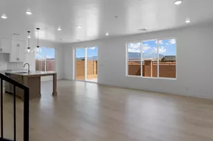 959 E Malibu Dr, Washington, UT 84780 - Photo 4
