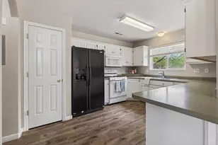 290 S 1200 E, Saint George, UT 84790 - Photo 6