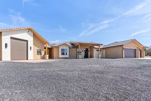 1295 E Cedar Dr, Apple Valley, UT 84737 - Photo 4