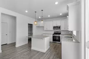 951 E Malibu Dr, Washington, UT 84780 - Photo 6